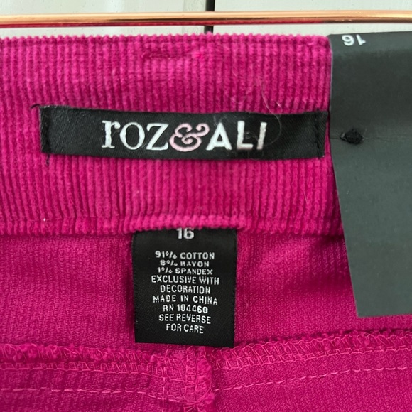 Roz & Ali NWT Corduroy Jeans - size 16 - Picture 5 of 6